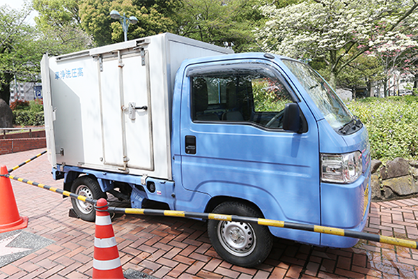 高圧洗浄車01